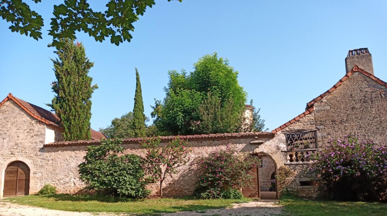 Les Granges De L Abbaye Bed & Breakfast Ginals Ngoại thất bức ảnh